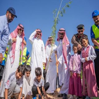 الخبراء تطلق المرحلة الرابعة عشر من حملة أرض القصيم خضراء